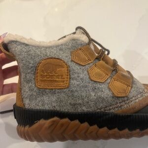 Sorel Gray and Brown Winter Boots